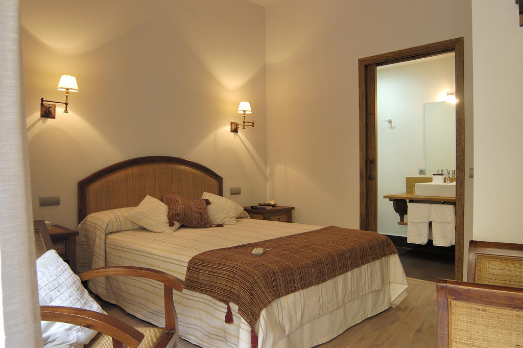 Casa Rural La Botica Oropesa Pokoj fotografie